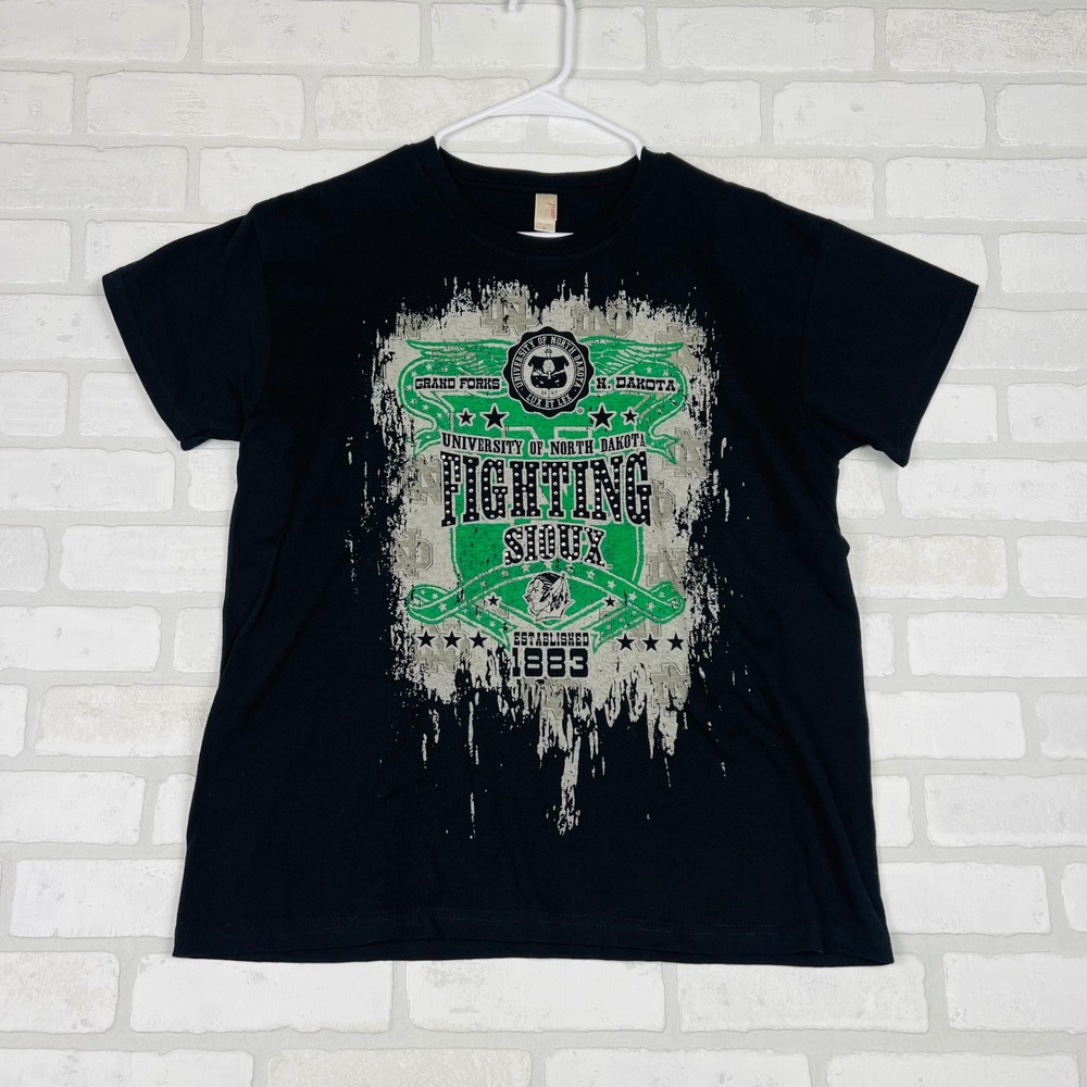 Anvil University of North Dakota Fighting Sioux Black Graphic T-Shirt Large